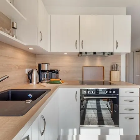 Dandelion - House Summer Meadow 度假居 *